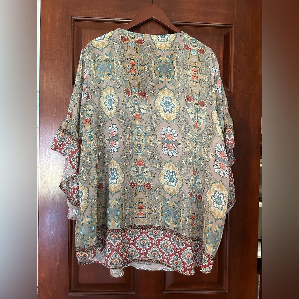 Unity World Wear Multicolor Patterned Blouse - Picture 2 of 6